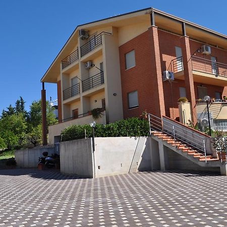 La Specchia Acomodação com café da manhã Matera Exterior foto